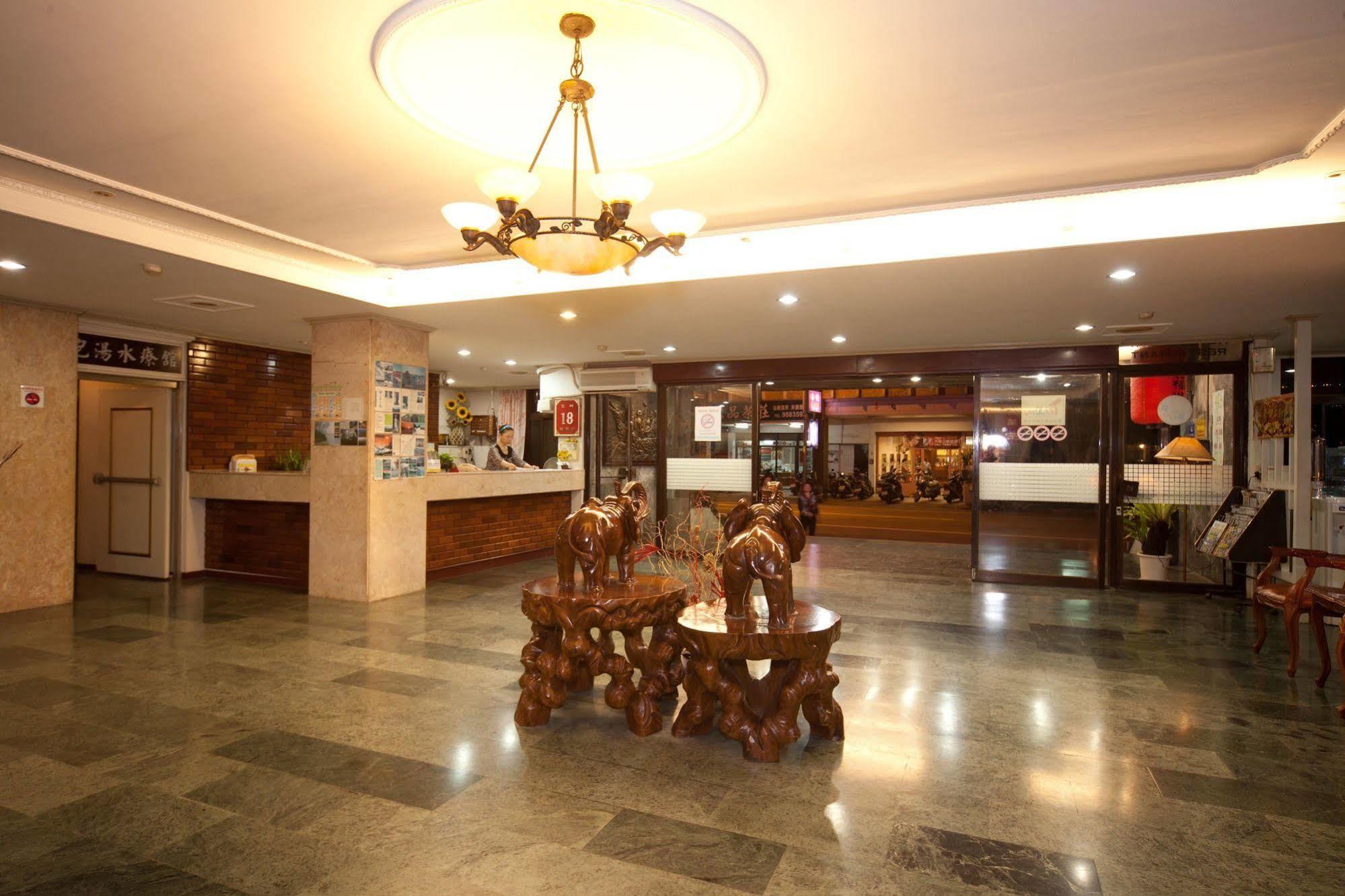 Champagne Hotel Jiaoxi Luaran gambar