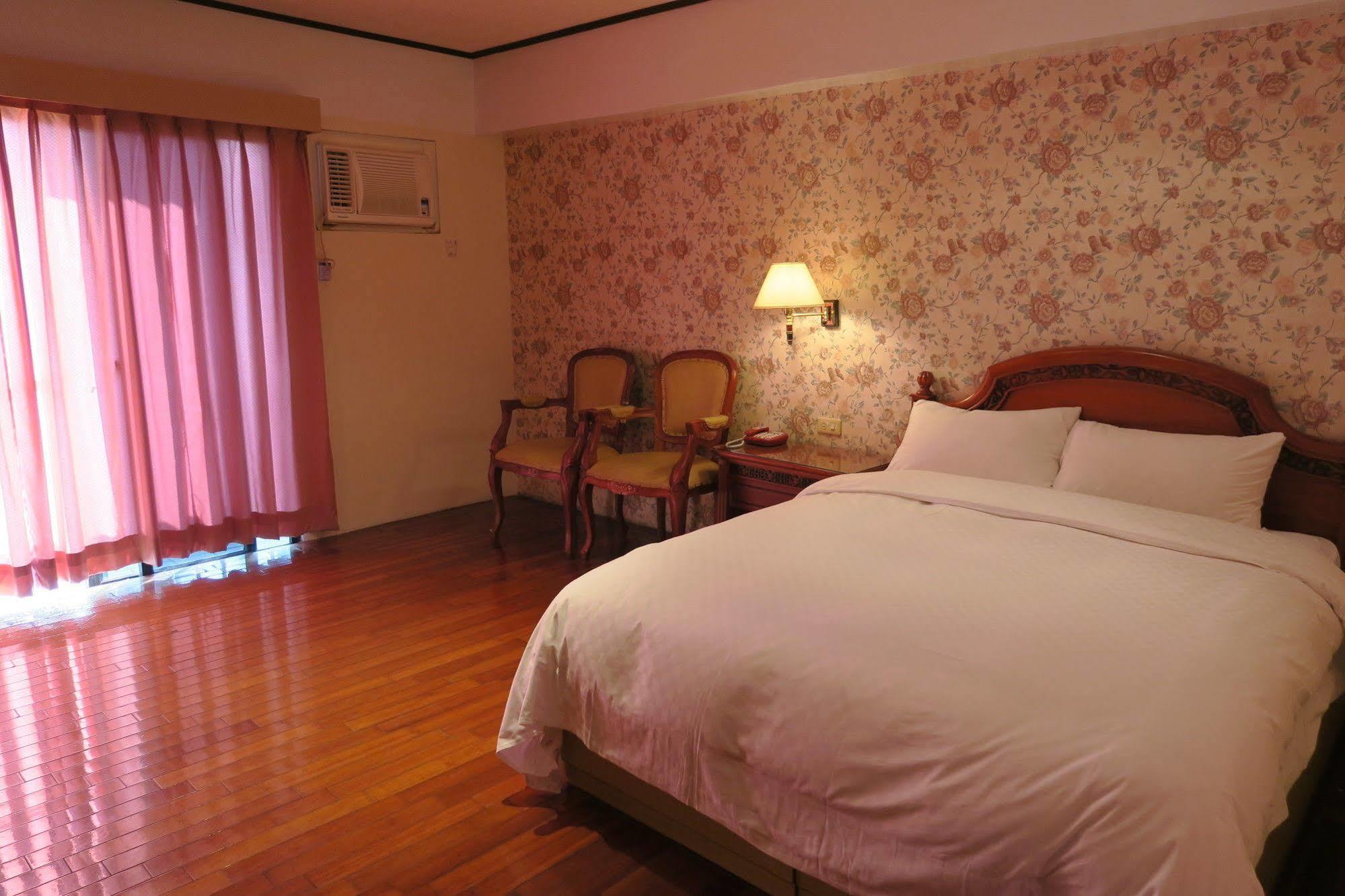Champagne Hotel Jiaoxi Luaran gambar