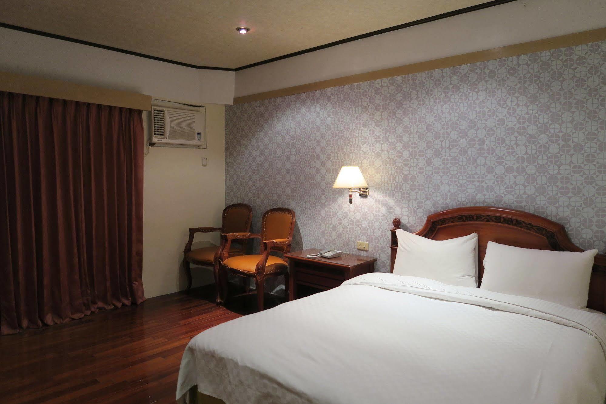 Champagne Hotel Jiaoxi Luaran gambar